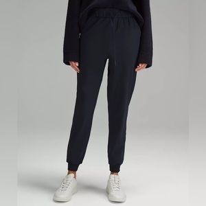 Lululemon Stretch High-Rise Jogger, Full Length - Size 6, True Navy